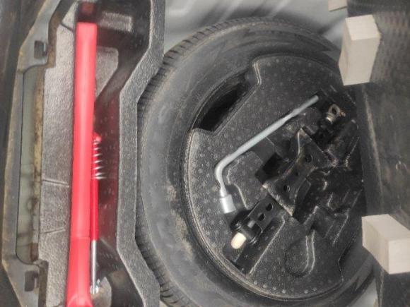 [武汉·鄂A] 二手铃木启悦2015款 1.6L 自动舒享型