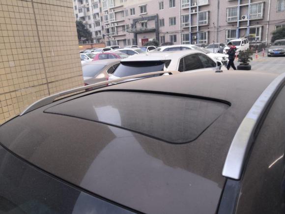 [西安·陕A] 二手中华中华V52012款 1.6L 自动豪华型