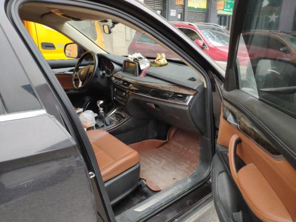 [西安·陕A] 二手汉腾汽车汉腾X72016款 1.5T 手动舒适型