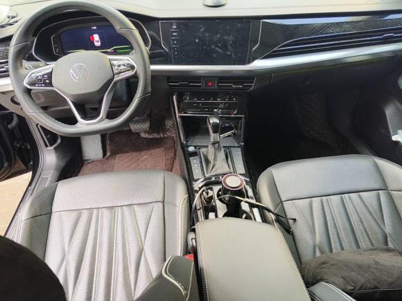 [深圳·粤L] 二手大众帕萨特2022款 330TSI 豪华版