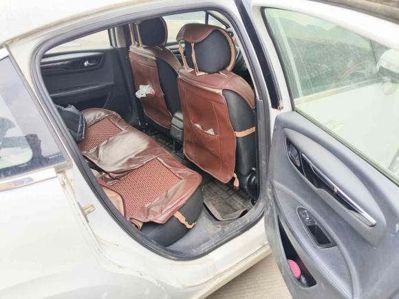 [成都·川A] 二手雪铁龙世嘉2016款 经典 三厢 1.6L 手动CNG