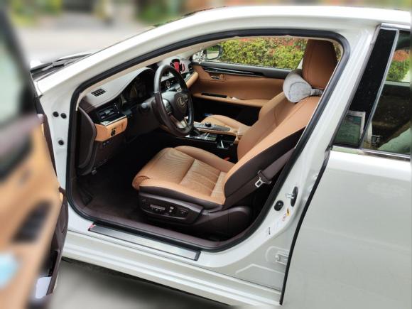 [上海·沪B] 二手雷克萨斯雷克萨斯ES2015款 200 舒适版