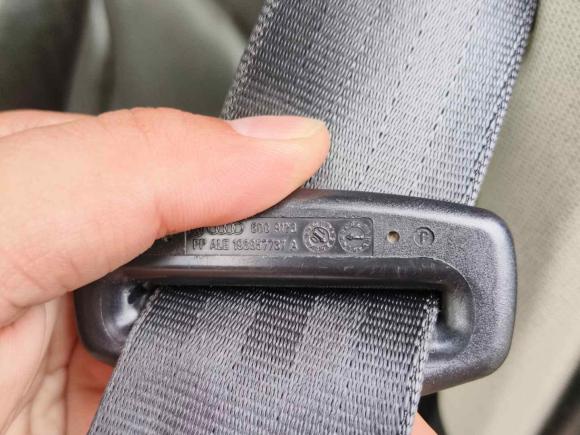 [佛山·粤E] 二手奥迪奥迪Q72010款 3.0 TDI quattro 领先型