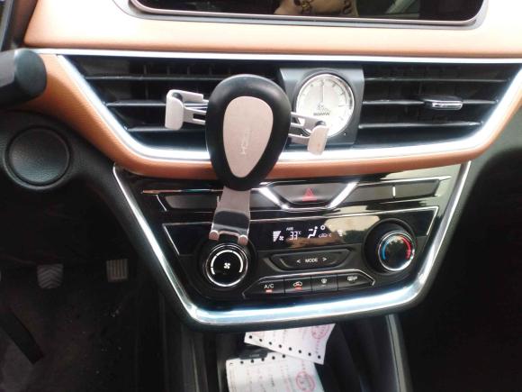 [深圳·粤B] 二手五菱汽车五菱宏光S32018款 1.5T 手动豪华型 国V