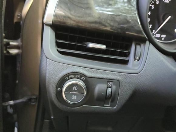 [上海·浙E] 二手别克昂科威2014款 28T 四驱全能运动旗舰型