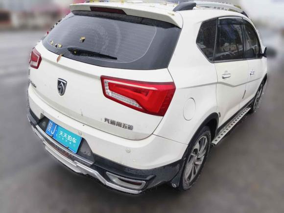 [南通·陕J] 二手宝骏宝骏5602016款 1.8L iAMT豪华型