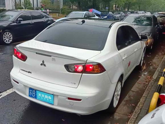 [苏州·苏B] 二手三菱翼神2012款 经典 1.8L CVT黑白版