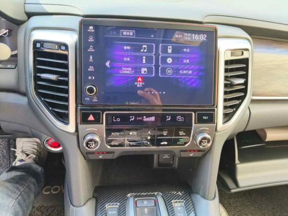 [上海·沪D] 二手本田本田UR-V2017款 370TURBO 四驱尊享版 国V