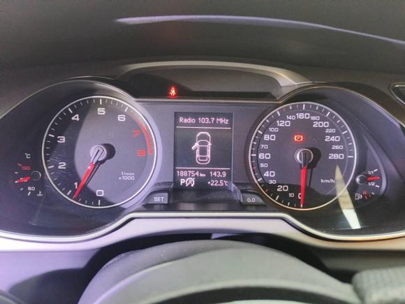 [上海·沪B] 二手奥迪奥迪A4L2013款 35 TFSI 自动舒适型