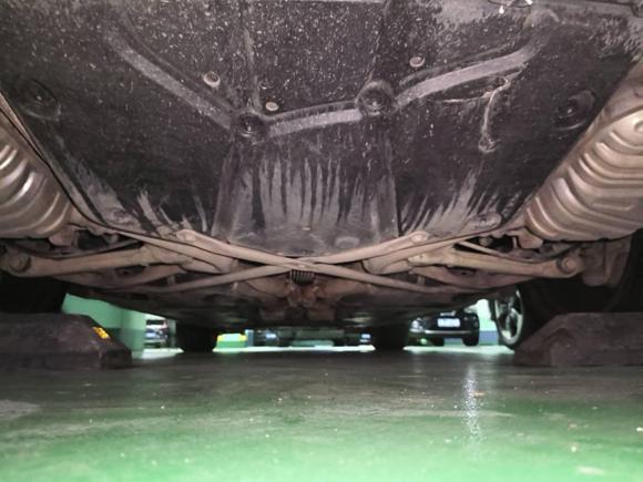 [广州·粤A] 二手奔驰奔驰R级2017款 R 400 4MATIC 臻藏版