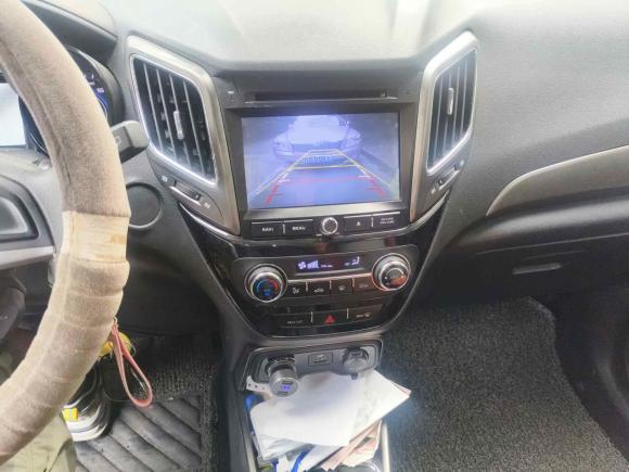 [上海·皖J] 二手长安长安CS152016款 1.5L 手动时尚版