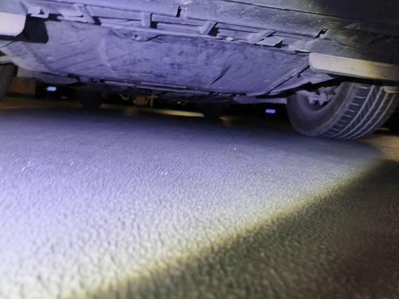 [深圳·粤B] 二手雪铁龙雪铁龙C52013款 2.0L 自动尊享型