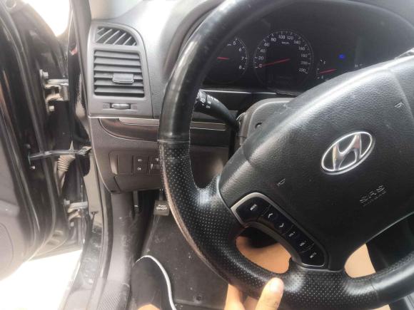 [北京·京F] 二手现代胜达经典2010款 2.4 至尊版 七座四驱