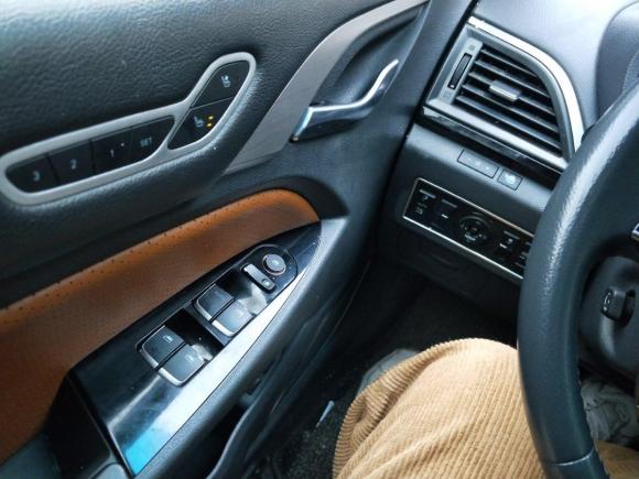 [上海·沪A] 二手比亚迪秦新能源2015款 1.5T 双冠旗舰Plus版