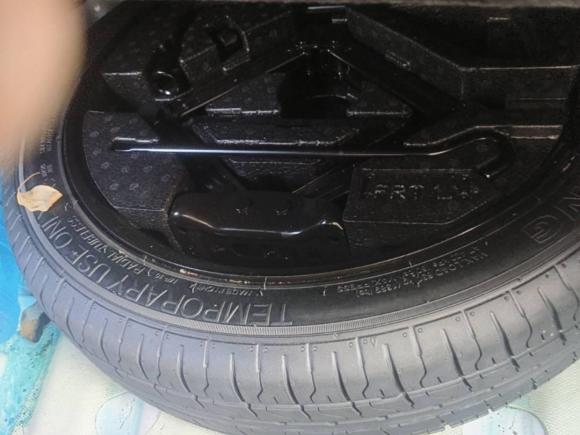 [上海·鄂A] 二手荣威荣威i52020款 1.5L 自动4G互联领豪旗舰版