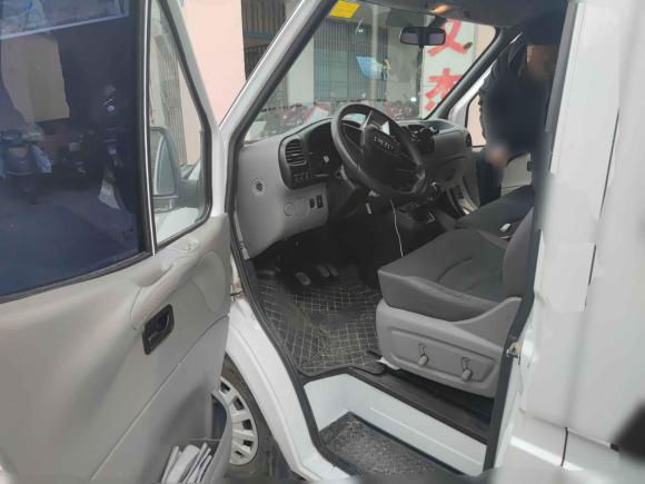 [无锡·苏B] 二手江铃特顺2019款 2.8T商运型短轴中顶6座国VI JX493