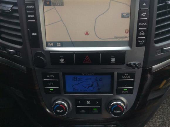 [上海·皖A] 二手现代胜达经典2012款 2.4 豪华版 五座两驱