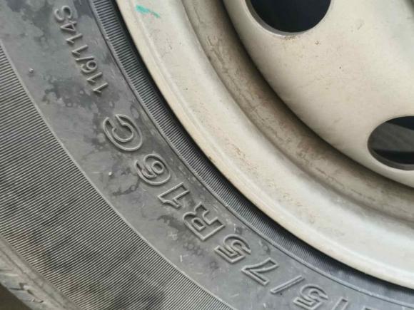 [常州·苏D] 二手福田图雅诺2021款 2.0T手动通途短轴平顶5/6座4F20TC3