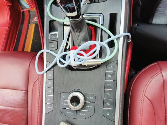 [宁波·浙B] 二手魏牌魏牌 VV52017款 2.0T 旗舰型