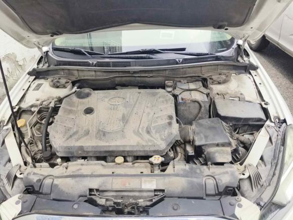 [上海·吉A] 二手奔腾奔腾B702014款 2.0L 自动豪华型