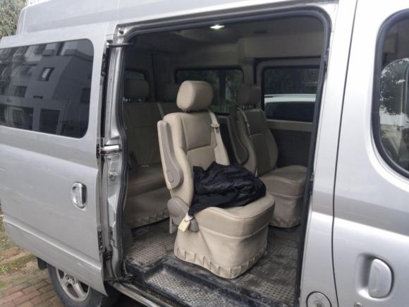 [合肥·皖A] 二手上汽大通MAXUS上汽大通MAXUS V802011款 2.5T 短轴中顶尊杰版