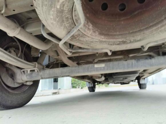 [苏州·沪B] 二手上汽大通MAXUS新途V802015款 2.5T AMT傲运通版长轴中顶