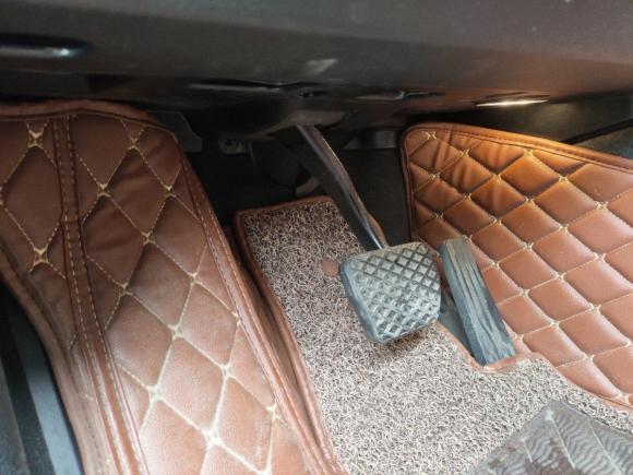 [台州·浙J] 二手宝马宝马5系GT2015款 535i 领先型