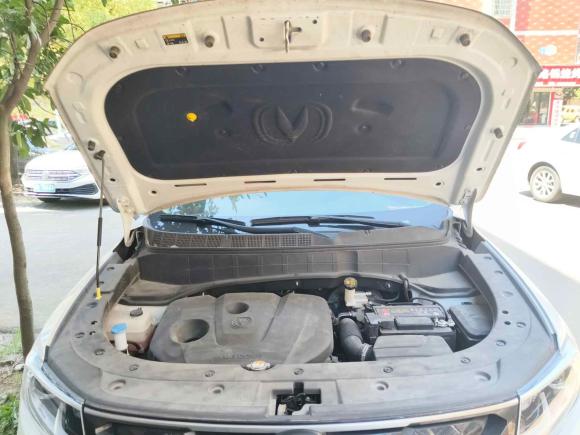 [义乌·浙G] 二手长安长安CS35PLUS2019款 1.6L 手动畅联版