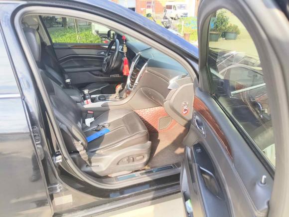 [合肥·沪C] 二手凯迪拉克凯迪拉克SRX2015款 3.0L 精英型