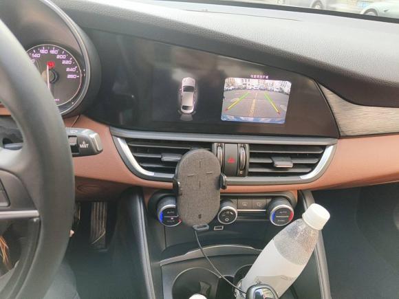 [杭州·浙A] 二手阿尔法·罗密欧Giulia朱丽叶2017款 2.0T 200HP 豪华版