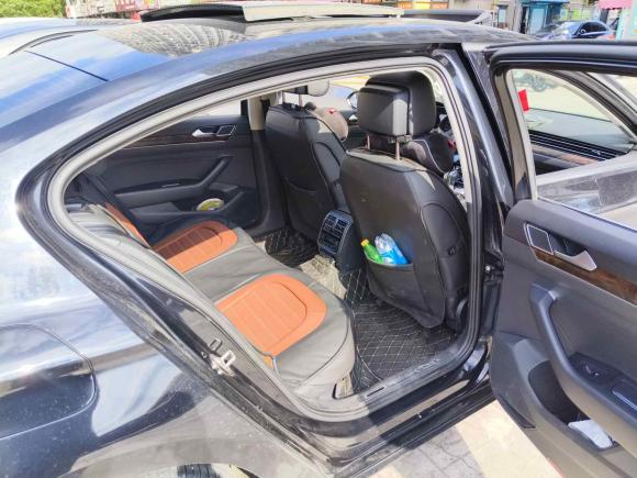 [上海·豫N] 二手大众迈腾2017款 330TSI DSG 豪华型