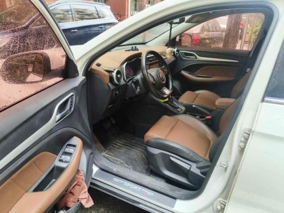 [上海·苏A] 二手名爵名爵ZS2017款 1.5L 自动尊享互联网版