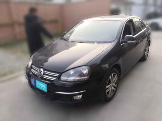 大众速腾2011款1.6L手动时尚型