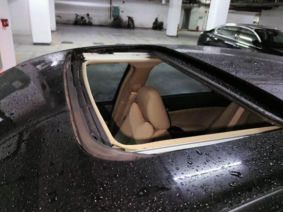 [佛山·粤X] 二手本田雅阁2011款 2.4L EX