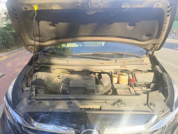 [青岛·鲁U] 二手别克别克GL82022款 陆上公务舱 652T 豪华型