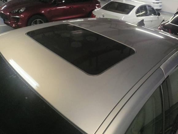 [上海·沪A] 二手凯迪拉克SLS赛威2011款 2.0T 豪华型