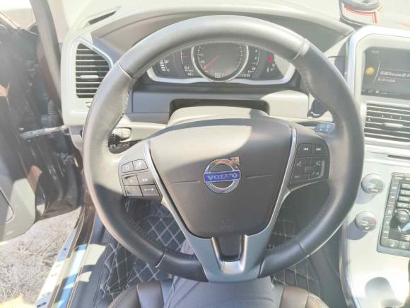 [北京·京J] 二手沃尔沃沃尔沃XC602017款 T5 AWD 智远升级版