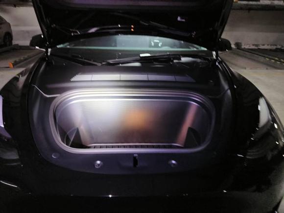 [上海·沪A] 二手特斯拉Model Y2023款 后轮驱动版