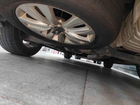 [广州·粤A] 二手起亚索兰托2010款 2.2T 柴油豪华版