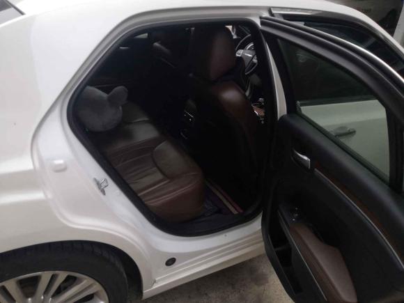 [合肥·皖A] 二手克莱斯勒克莱斯勒300C2014款 3.0L 卓越版