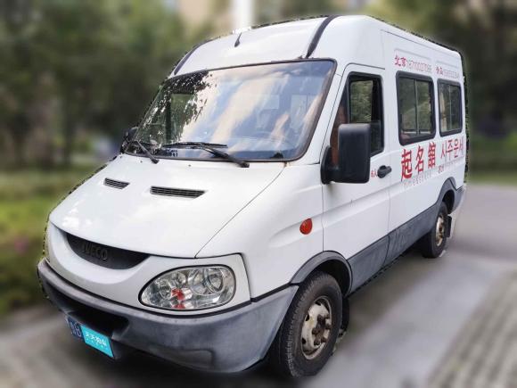 [苏州·鲁B] 二手依维柯都灵2009款 2.5T-A32基本型