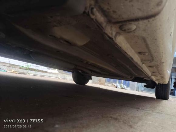 [武汉·鄂A] 二手宝骏宝骏3102016款 1.2L 手动超值型