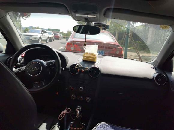 [宁波·浙B] 二手奥迪奥迪A12014款 30 TFSI Sportback舒适型