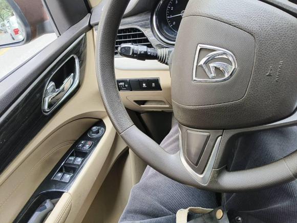 [上海·苏E] 二手宝骏宝骏7302016款 1.5L 手动舒适型 7座 国V