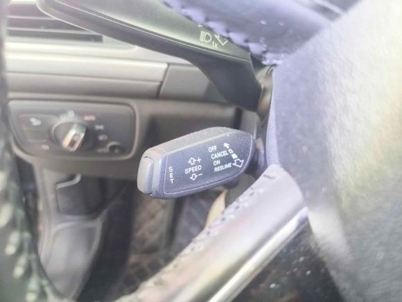 [深圳·粤B] 二手奥迪奥迪A6L2018款 30周年年型 TFSI 进取型