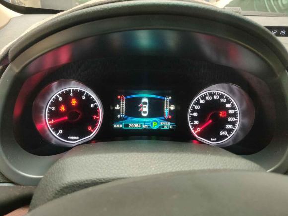 [武汉·鄂A] 二手比亚迪速锐2015款 1.5L 自动豪华型