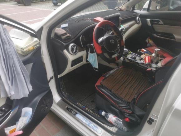 [台州·浙J] 二手北京汽车北京EU52018款 R500 智风版