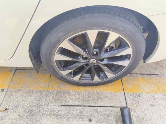 [青岛·鲁B] 二手日产蓝鸟2016款 1.6L CVT智酷版