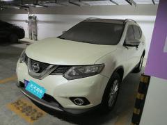 [济南·鲁A] 日产奇骏2014款 2.5L CVT豪华版 4WD