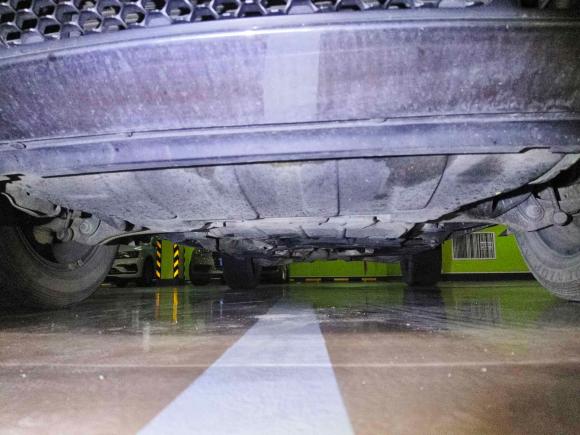 [合肥·皖A] 二手Jeep大切诺基2015款 3.0TD 柴油 舒享导航版